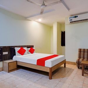 Hotel O Sree Simran Palace